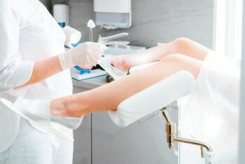 Cắt môi bé bao nhiêu tiền? Cắt môi bé ở đâu an toàn?