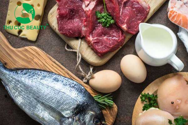 Cắt mí nên ăn gì để nhanh đẹp?