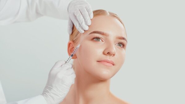 Tiêm botox có an toàn không? Tiêm botox ở đâu uy tín và an toàn? 1 Tiêm botox có an toàn không?