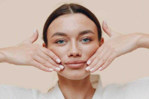 Phương pháp giảm mỡ má tại nhà